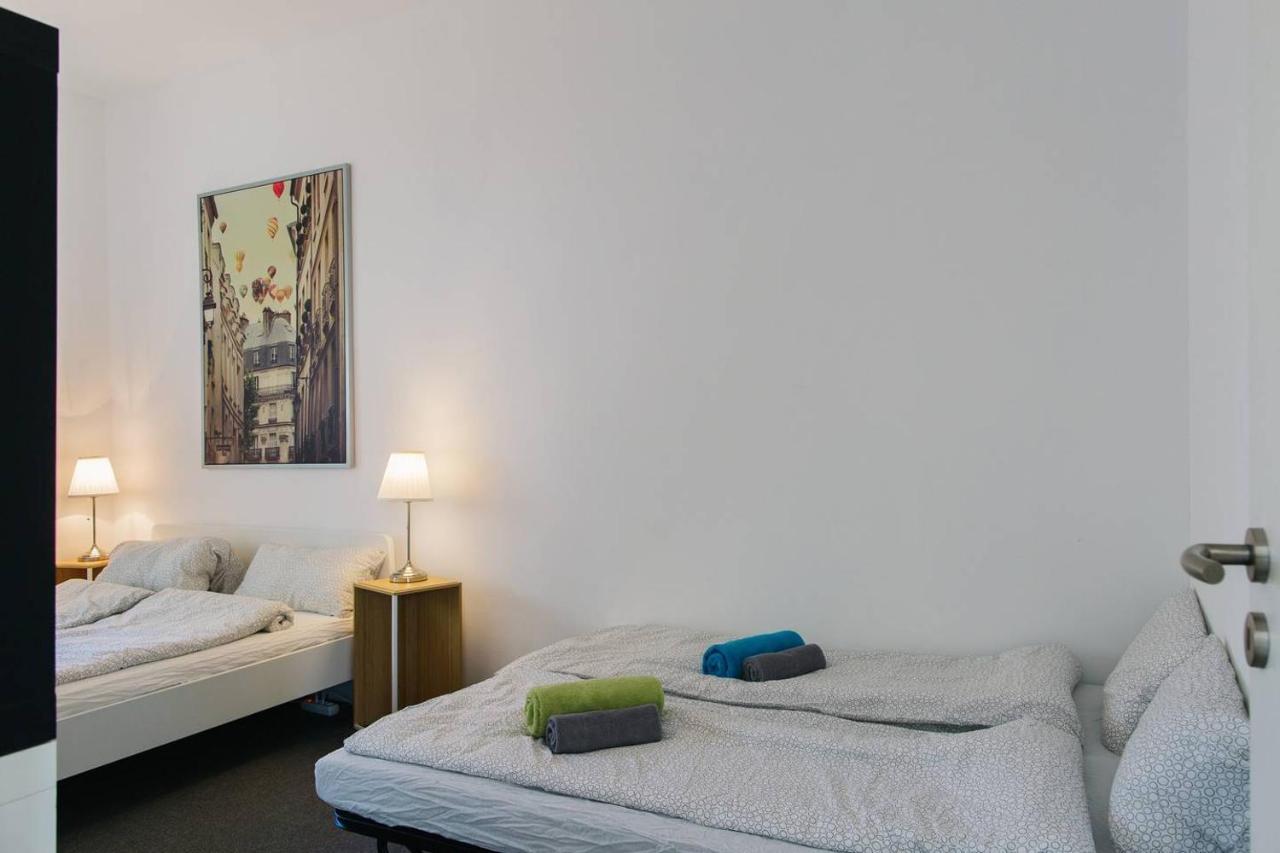 Apartment With 3 Bedroom +1.5 Bthrm +A/C In Prenzlauer Berg Berlino Esterno foto