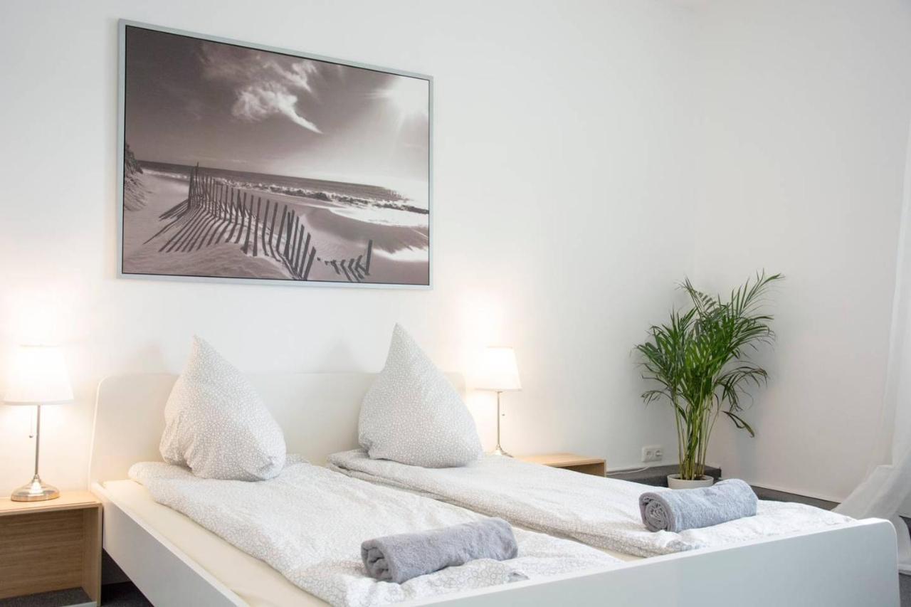 Apartment With 3 Bedroom +1.5 Bthrm +A/C In Prenzlauer Berg Berlino Esterno foto